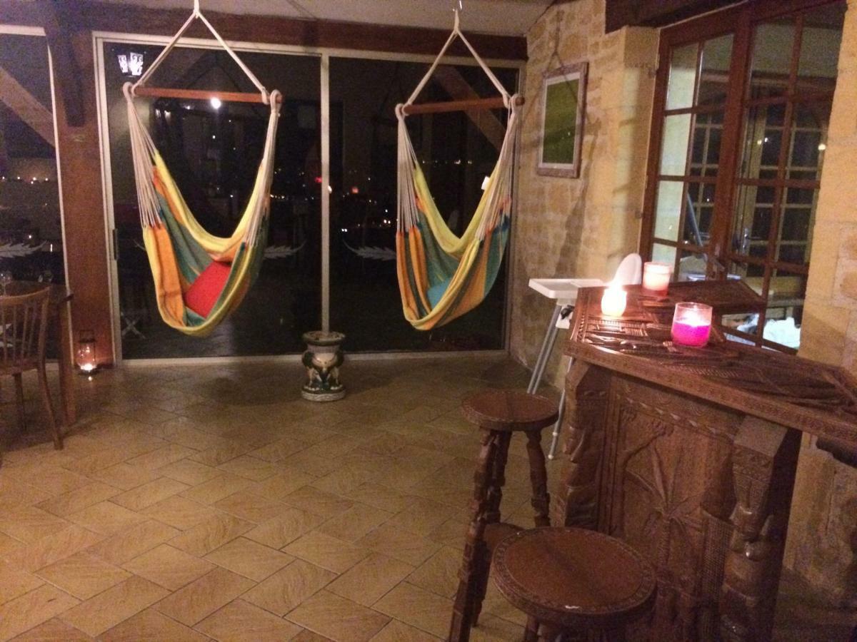 Domaine De Lascaux Bed & Breakfast Монтиняк Екстериор снимка